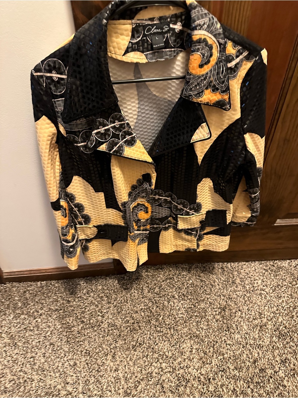 CLARA SUNWOO Yellow and Black Printed Button-Front Jacket